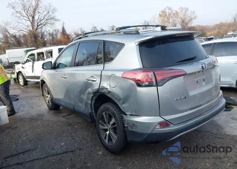 2018 Toyota Rav4 Xle from USA, damaged, VIN 2T3RFREV0JW830571